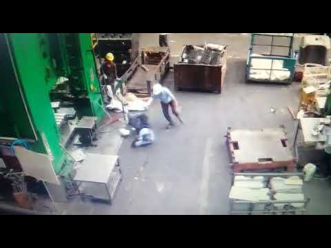 How many lives do hardhats save?