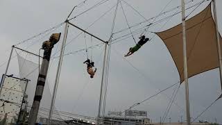10 Trapeze Classes in less than 3 minutes