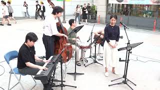 재즈 보컬 정화   - young at heart jazz band cover -  정화 and the Jazzmen -  나루랑 버스킹 .