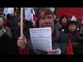 Poles rally against the government in court reform battle