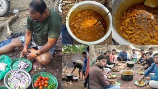 Chicken masala curry.Mushroom masala.Odia bana bhoji.Feast in friend's birthday.Chicken curry recipe