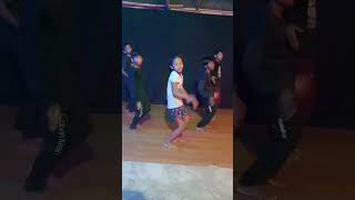 Chamma Chamma China Gate Dance video