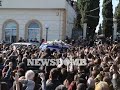 newsbomb.gr Το τελευταίο χειροκρότημα στον Παντελίδη