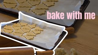 bake with me | mini holiday vlog