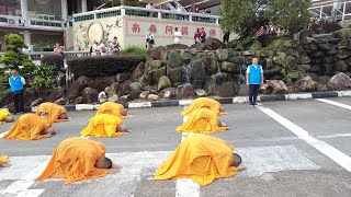 [4K] 3-Step,1-Bow Ceremony around Kong Meng San Monastery 光明山普觉禅寺 on Vesak Day 2023