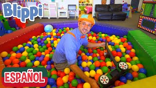 Blippi visita un patio de juegos | Videos de vehículos para niños | Aprende con Blippi