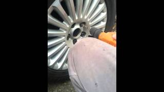 Prezon blocat Ford Focus (2008)/   locked wheel ford focus