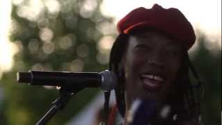 Fatoumata Diawara - Bakonoba Official Video