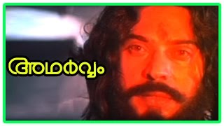 Adharvam Movie Scenes | Silk Smitha passes away | Mammootty wants Ganesh and Parvathy to be safe
