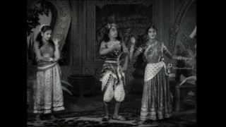 Sri Valli - Aalolam song