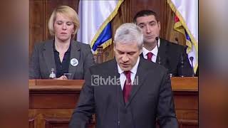 Presidenti i Serbisë, Boris Tadiç, kërcënohet me vdekje për tradhti ndaj vendit-(5 Maj 2008)