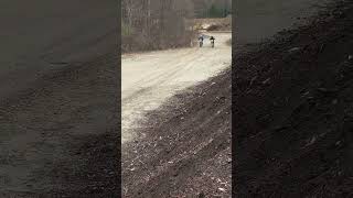 95 suzuki rm250 vs 1988 kawasaki kdx200 drag race