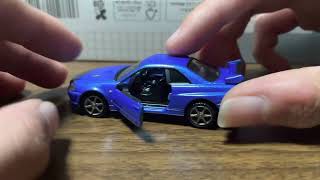 トミカプレミアム no.11 日産スカイラインGT-R v-SPEC ii nur (R34)