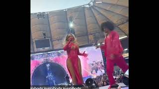 Beyoncé saved by one of Les Twins frm possible nip slip | #beyoncé #breakmysoul #beyoncerenaissance