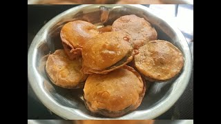 Stuffed Baigan/brinjal pakoda recipe| Gadag special stuffed badanekayi bajji | Tea time snack recipe