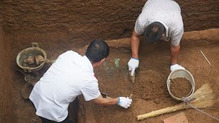 Mysterious ancient tomb, thieves 'visited' 12 times and left empty-handed