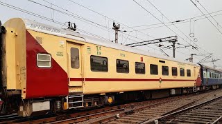 REWA RAJKOT SUPERFAST EXPRESS–22938 | At Vatva Railway Station| Train vlogs