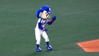 2018.04.04 今日もキッズの前で井森ダンスを炸裂させるドアラ