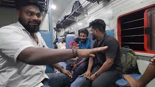 സരിഗയുടെ ഒരു train യാത്ര ഇത് പൊളിക്കും മച്ചാൻ മാരെ