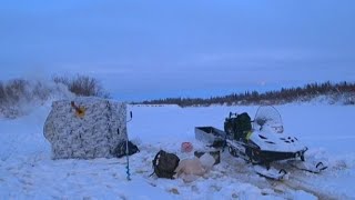 Трудная дорога до заветного озера. Попали на ЖОР окуня! Зимняя рыбалка на севере.