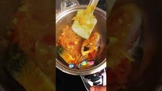 WoW yummy Fish curry 🍛😋 Very spicy Curry 🌶 Food Lovers 💞 #shorts #foodie #lifewithopu