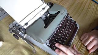 Olympia SM3 Typewriter