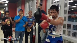 PACQUIAO BACK IN TOP FORM! BLASTS MITTS IN WORKOUT FOR JEFF HORN W/FREDDIE ROACH