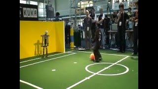 ヒューマノイドのサッカーPK / Penalty Kick of Humanoid Robot