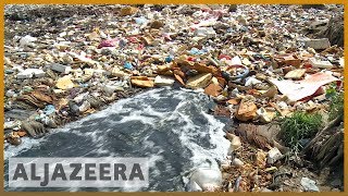 🇵🇰 Karachi residents struggle as rubbish accumulates | Al Jazeera English