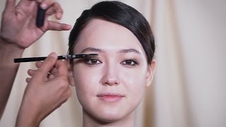 #MakeupMonday: How to apply smoky Korean eyeliner like a pro!