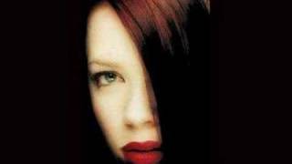 Shirley Manson | Garbage - Confidence