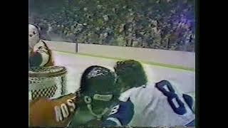 Behn Wilson vs Dave Schultz NHL Nov 25/78