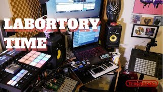 LIVE CHILLING & MAKING BEATS WITH MASCHINE MK3