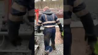 Fails Épiques sur Chantier  15 🔨 | Moments Drôles et Inoubliables 😂 #Shorts