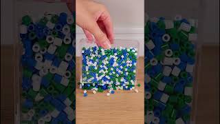 This simple beads video looks AWESOME IN REVERSE!!!! 💚💙