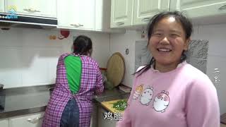 牛二條 908 炒野菜烀地瓜 二条妈做晚饭营养又健康 女儿减肥还能有口福！