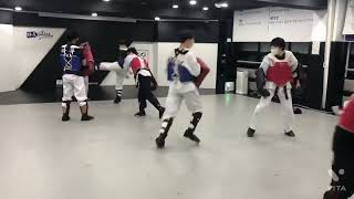 바로 지르기(뒷 주먹) Taekwondo exercise