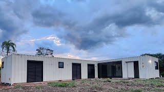 Casa Container com três dormitórios, 120m2, feita com containers novos! Entregue em Campinas/SP