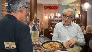 Fiorello "ruba" l'esclusiva a Fazio e intervista Woody Allen - Viva Rai2! 01/12/2023