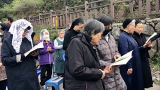 주교님과 신부님들, 수녀님들, 벗님들과 ‘제주 비무장 평화의 섬 실현 염원 기도’ 2023 주님 만찬 미사, 강정천