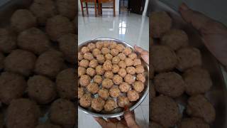 కొబ్బరి లడ్డు పాకం లేకుండా చాలా సులభం  #india #food #laddu #snacks #tasty #sweets #indian #foodie