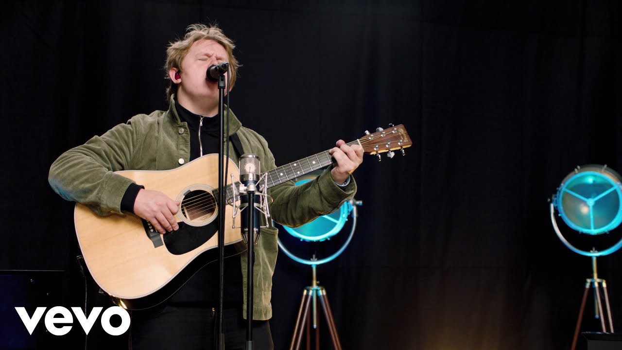 Lewis Capaldi - Forever Lewis Capaldi - Forever