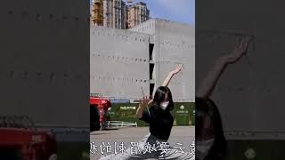 凌云：峨眉派“女侠”提剑丢垃圾意外走红，原来峨眉派真的存在！ #014