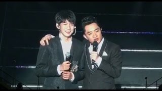 【TFBOYS王源】TFBOYS《王源“王祖蓝和他的朋友演唱会·深圳站”》现场完整版《单车》(原唱陈奕迅)+采访+《可惜没如果》(原唱林俊杰)-Roy Wang