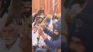 Guru Gobind singh ji🙏Sikh nihang with engle @SikhiSukhChannel #live #babadeepsinghji #engles