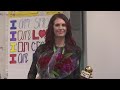 Whitehead Elementary teacher wins Golden Apple Award