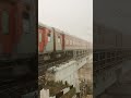 🚂🚃🚃train snow kannukkoru vannakkilikaadhukkoru gaana kuyilnenjukkoru vanji kodinaan dhaanaiyaa