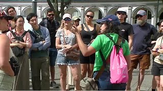 Bandas de hasta 20 personas persiguen a turistas en San José para robarles celulares y cadenas