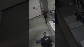 Ohio police officer not guilty of assaulting man in jail