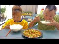 今天考验他一下，如果不吃独食，以后好吃的会很多 eating show eating challenge husband and wife eating food eating asmr eating